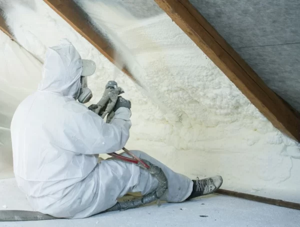 How Does Spray Foam Insulation Work to Seal Air Leaks?